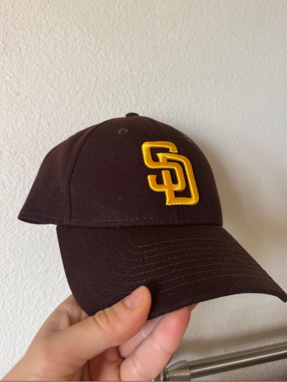 SAN DIEGO PADRES BASEBALL HAT NWOT
